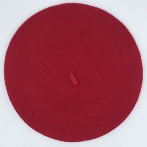Red knit wool French beret